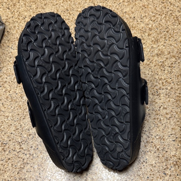 Birkenstock Arizona Black Rubber Sandals - Picture 5 of 9